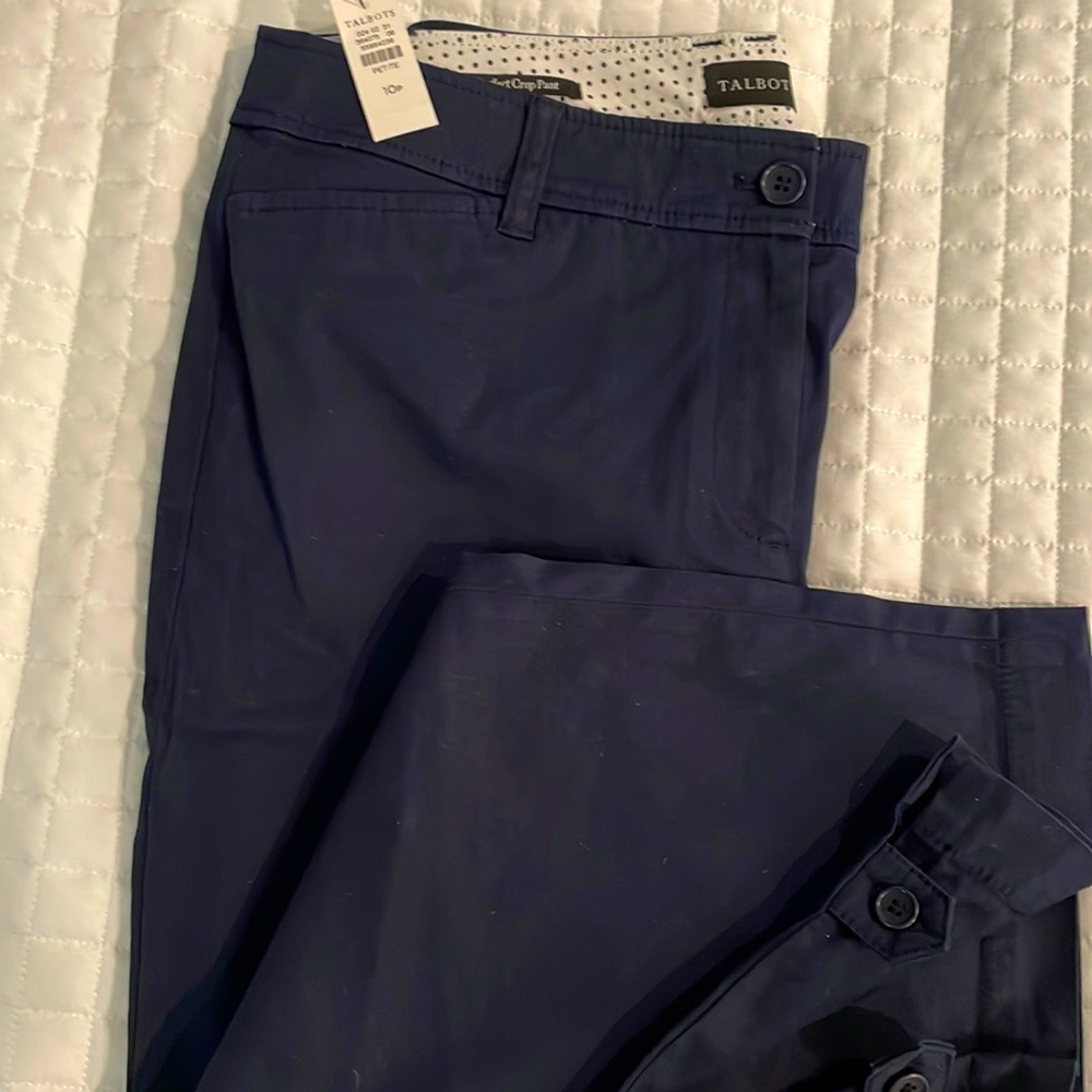 Talbots Navy Perfect Crop pant.10P.NWT. Missed return day. Button at leg.NSNP